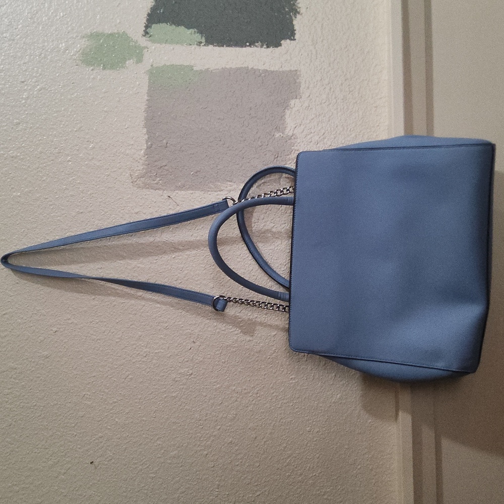 Purse - Picture 2 of 2